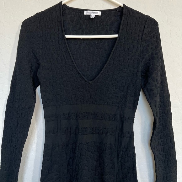 New Good American Deep V Leopard Long Sleeve Body-Con Dress size 1 - Picture 6 of 13